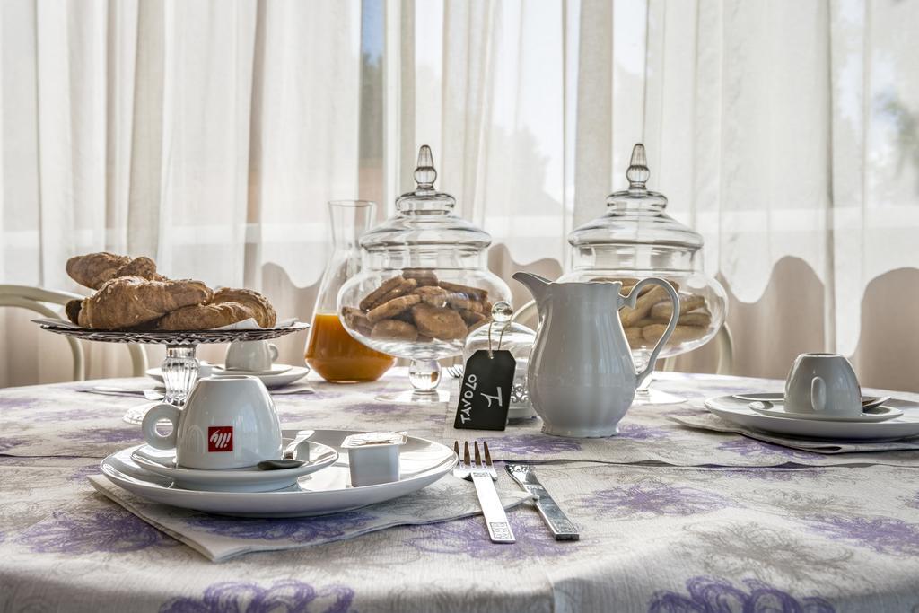 וולטרה Hotel Il Cavallino Blu מראה חיצוני תמונה